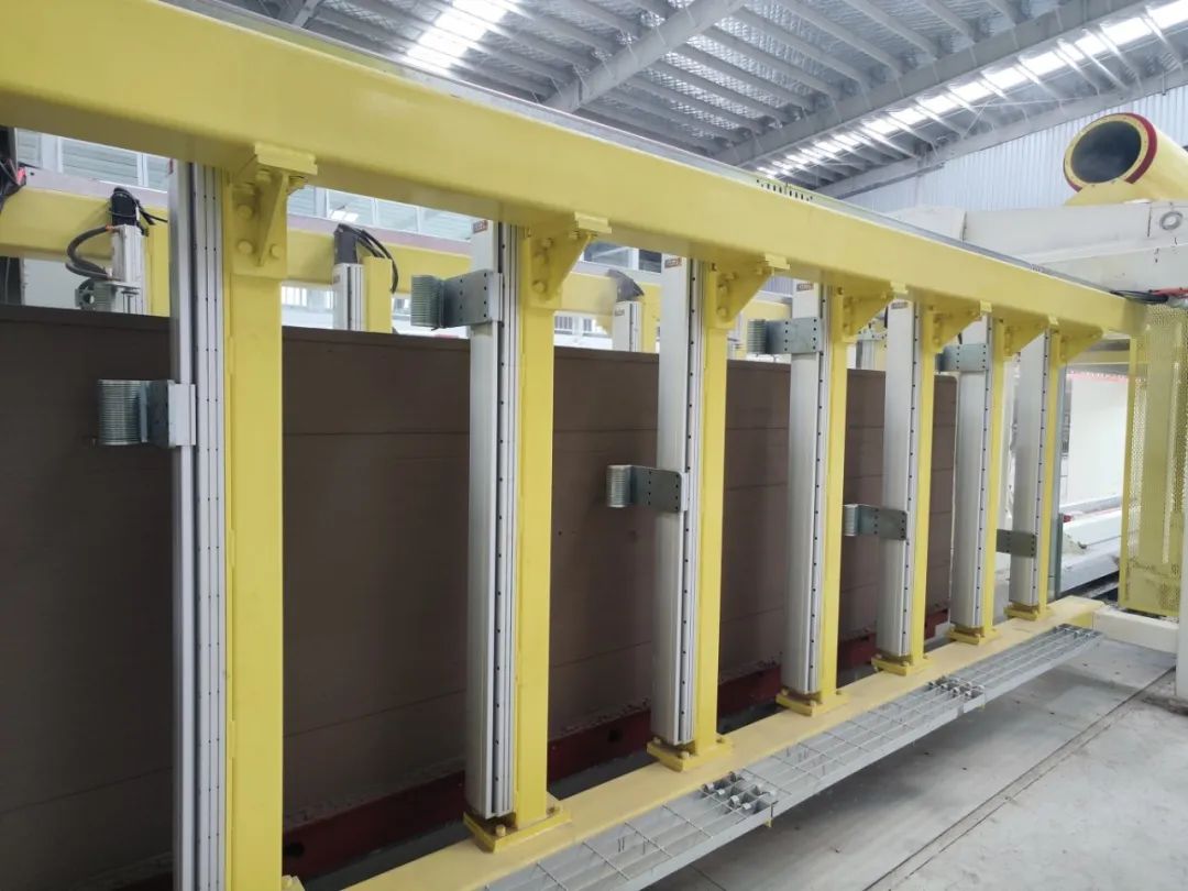 踐行“綠色責(zé)任”，共創(chuàng)生態(tài)工廠(chǎng) | 東岳機(jī)械熱烈祝賀江西魯麗木業(yè)項(xiàng)目順利投產(chǎn)